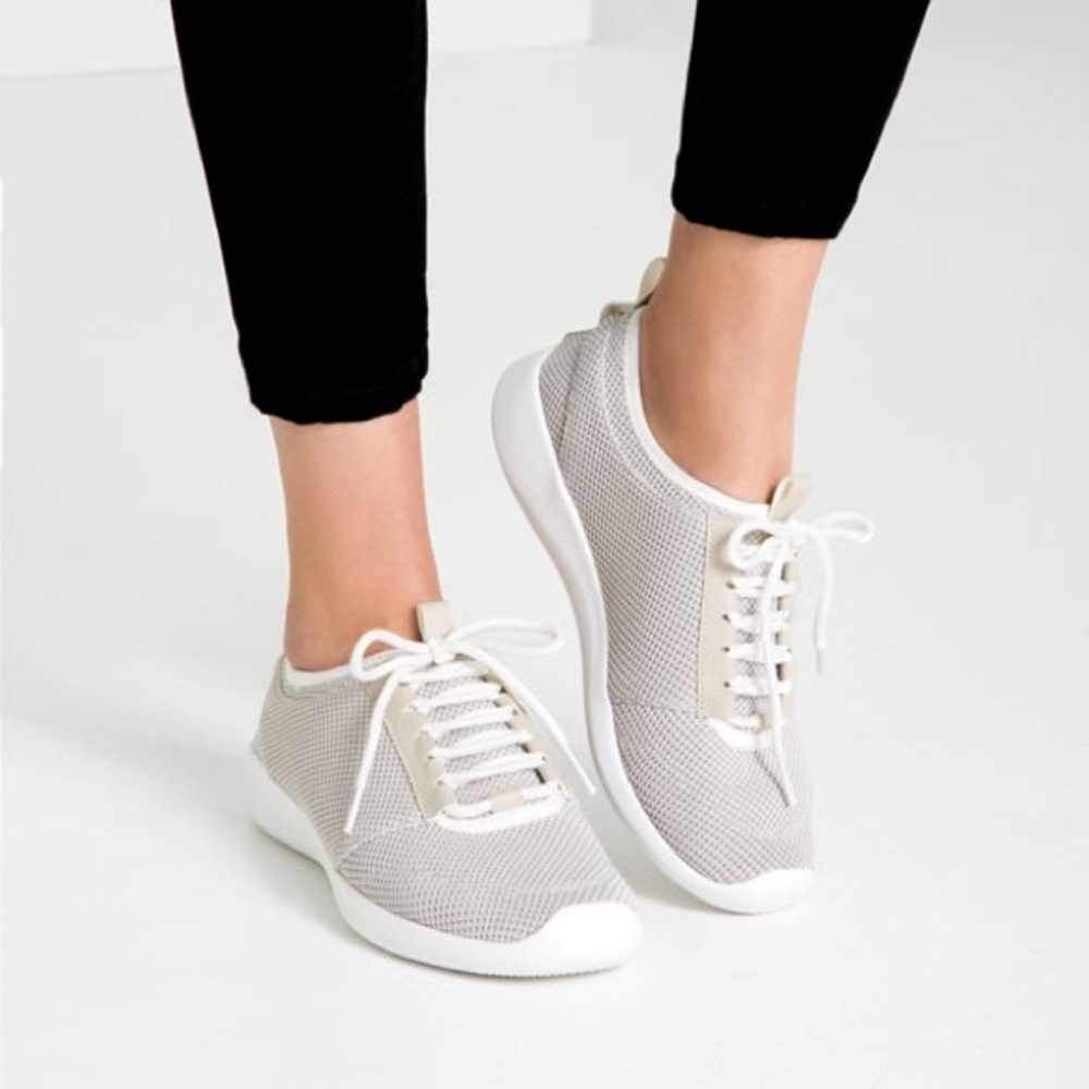Zara Mesh Sneakers